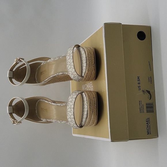 1020- MICHAEL Michael Kors Kimberly Espadrille Wedge Sandals Size 8.5 NWT - Picture 6 of 9